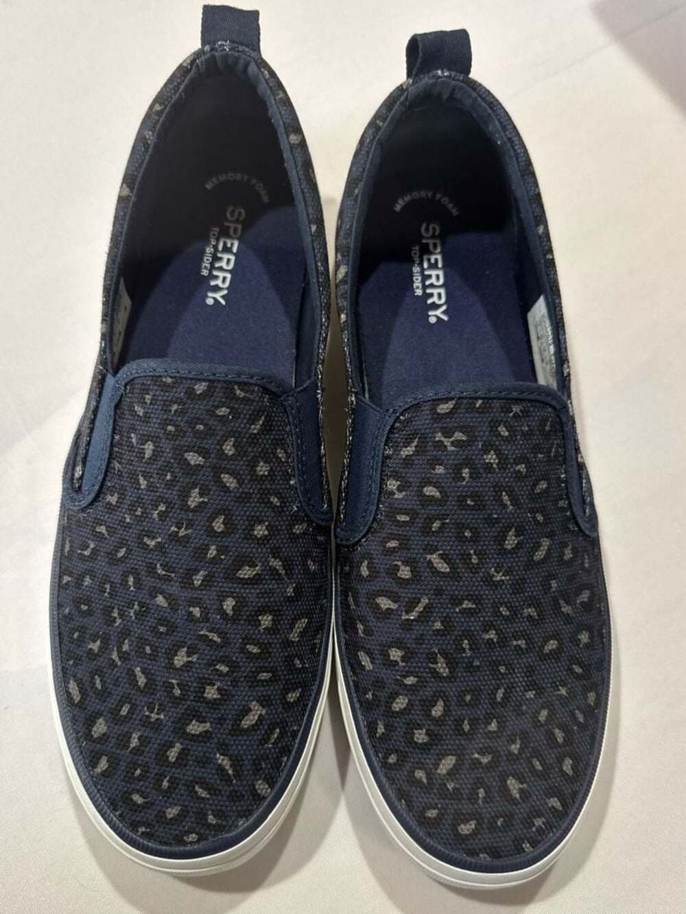 Sperry Women's Crest Twin Gore Leopard Print Slip-On Sneakers Navy Size 9
